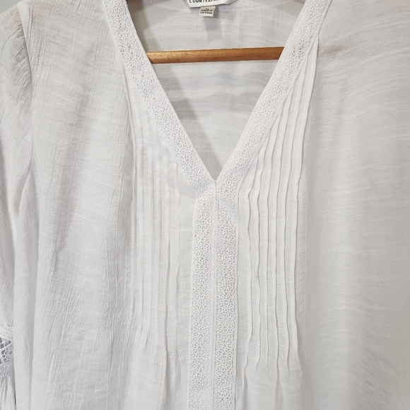 Counterparts White Lace Accent Blouse - Picture 4 of 10
